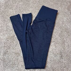 ATHLETA Exhale Heel Leggings size S